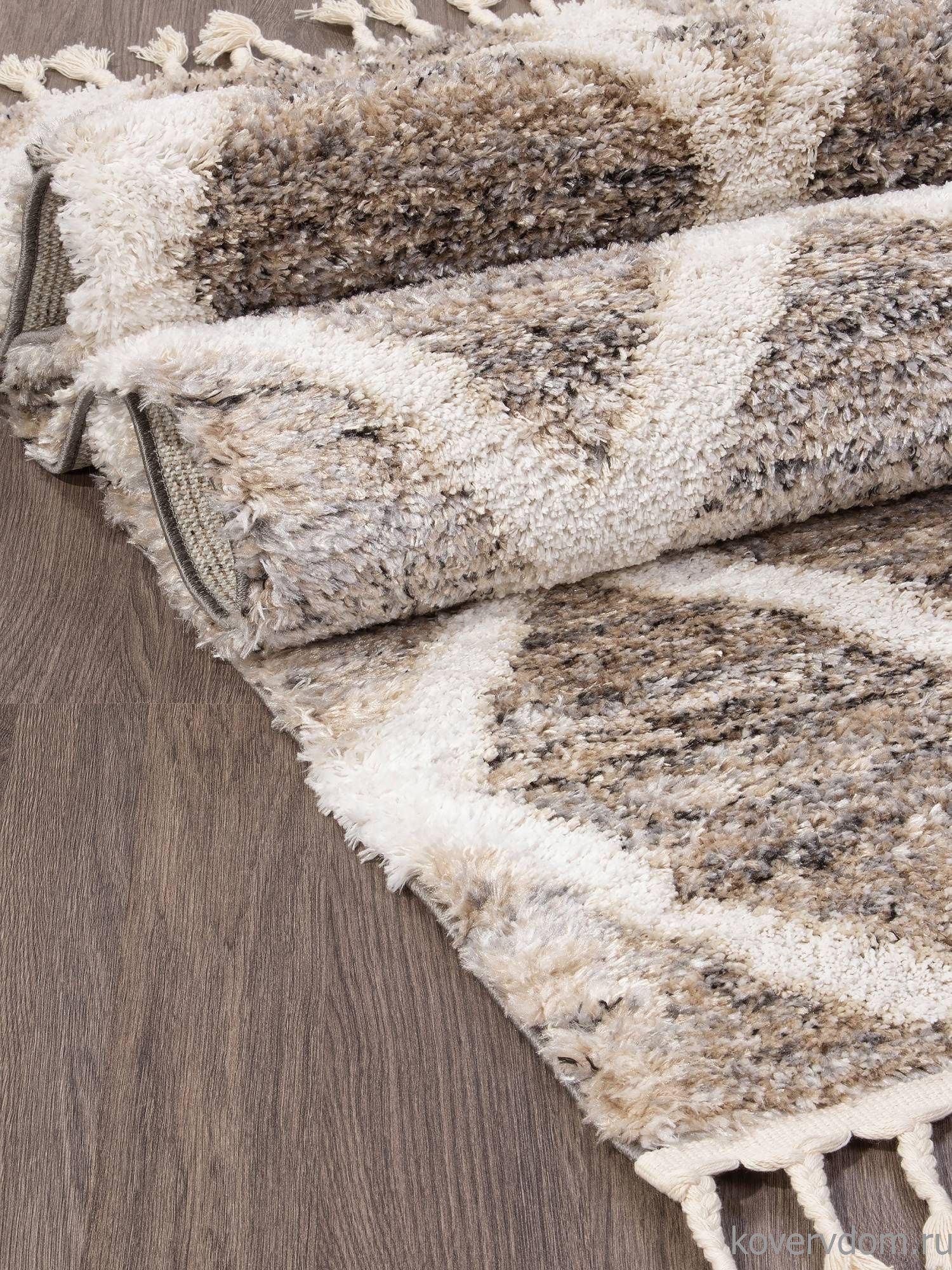 Ковер UVITA 80316 070 BEIGE Ковер UVITA 80316 070 BEIGE