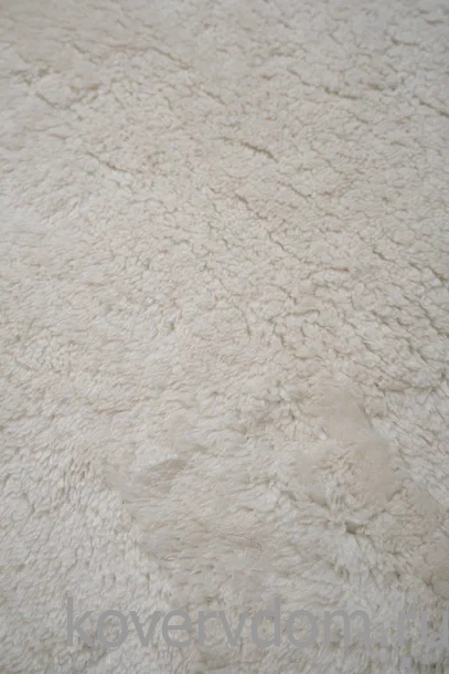 Ковер из искусственного меха Chic 1000A CREAM_1005 шкура Ковер из искусственного меха Chic 1000A CREAM_1005 шкура