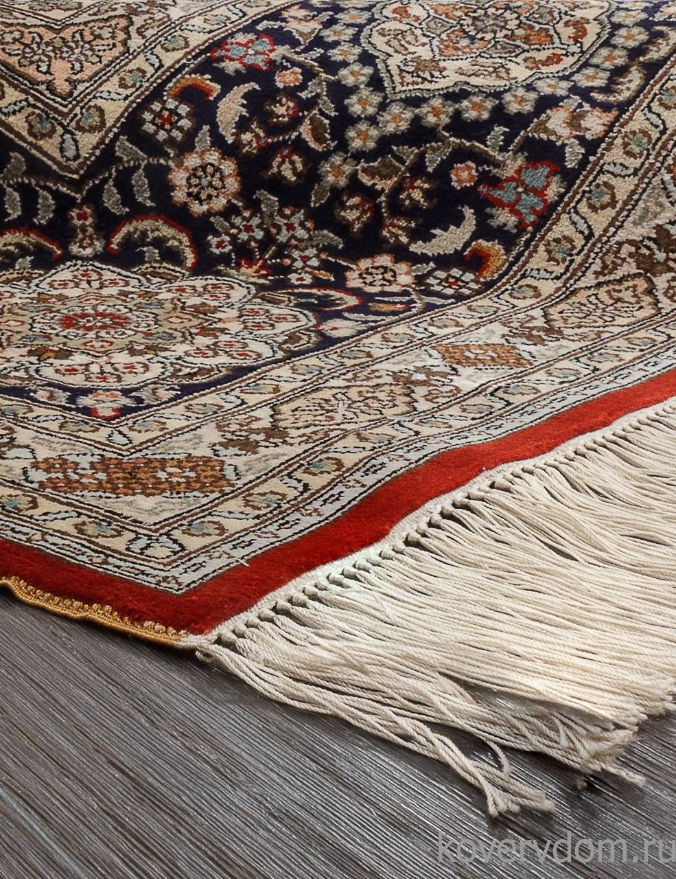 Ковер Tibet SILK & SILK S-04 RED Ковер Tibet SILK & SILK S-04 RED