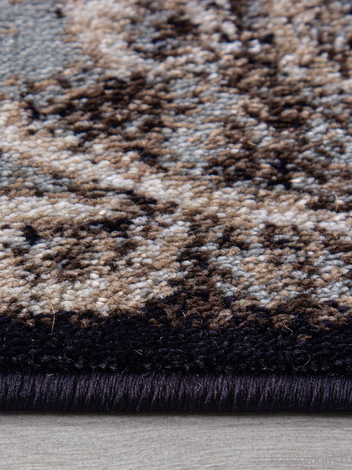 Ковровая Дорожка VALENCIA DELUXE D328 BROWN Ковровая Дорожка VALENCIA DELUXE D328 BROWN