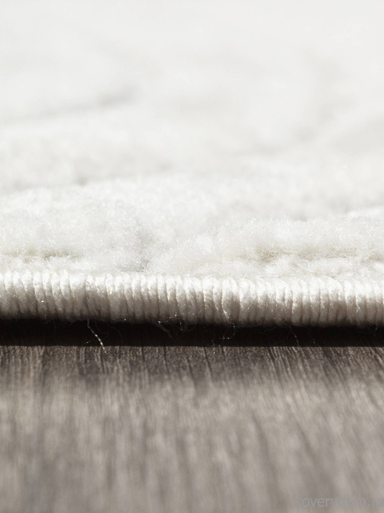 Ковер JUNO E126AW CREAM / CREAM