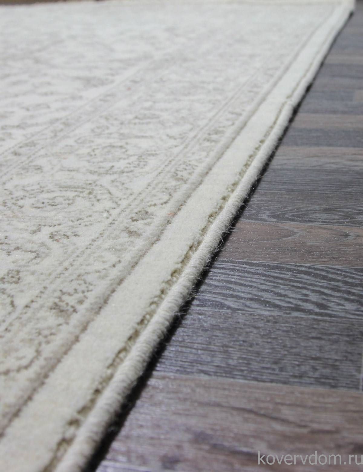 Ковер DJOBIE 45-29 620 V Ковер DJOBIE 45-29 620 V